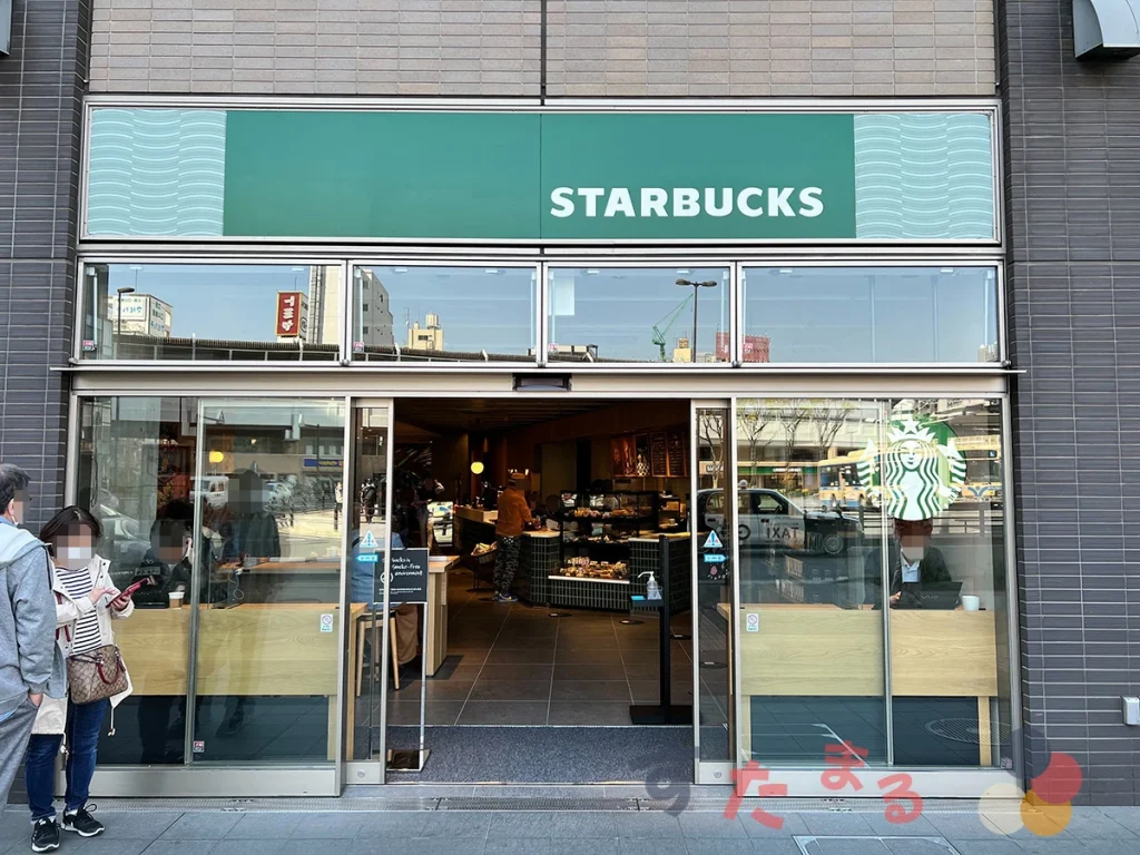 スターバックスコーヒー JR東日本ホテルメッツ 横浜鶴見店の入り口の写真
